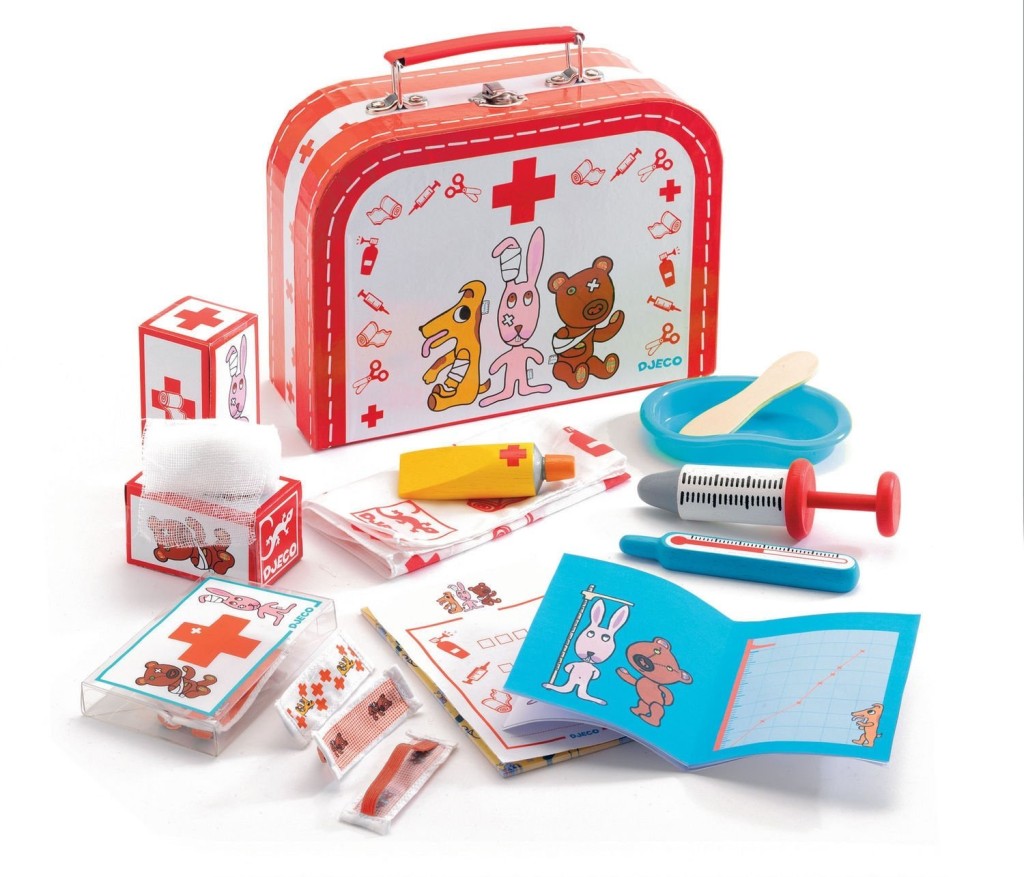 Blog de juguetes_Juguetes e ideas_ Djeco maletin medico