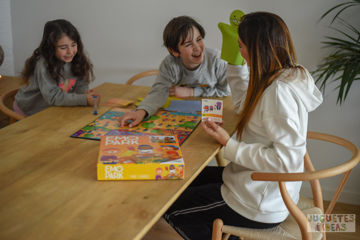 Emopark-Cayro-juego-emociones-Jugueteseideas-8