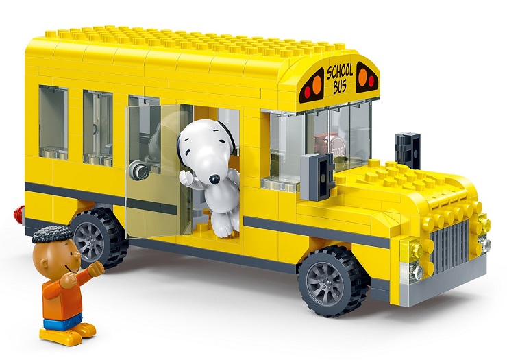 banbao-snoopy-autobus-escolar