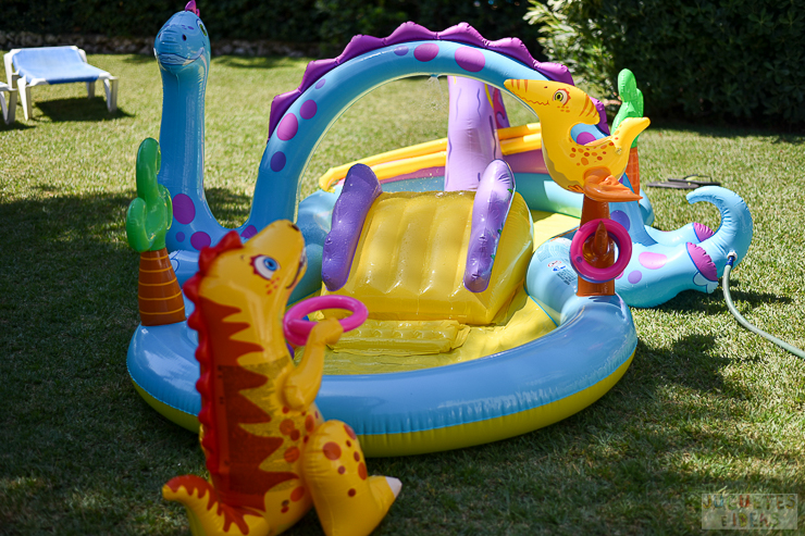centro-de-juegos-acuatico-dinoland-de-intex-blog-de-juguetes-11