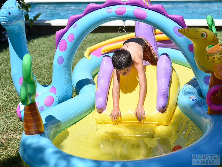 centro-de-juegos-acuatico-dinoland-de-intex-blog-de-juguetes-13