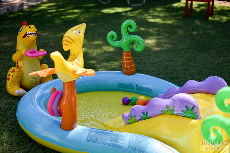centro-de-juegos-acuatico-dinoland-de-intex-blog-de-juguetes-3