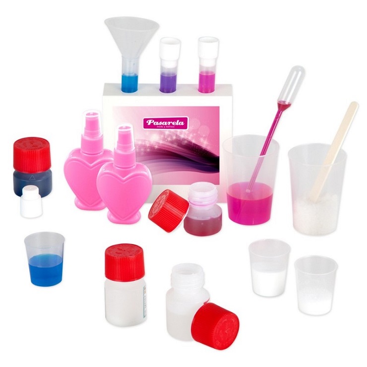 crea-tus-perfumes-pasarela