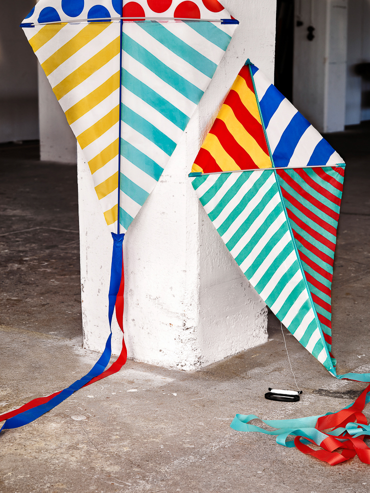 ikea-lattjo-2015-cometas-multicolor-poliester-PH126982-lowres