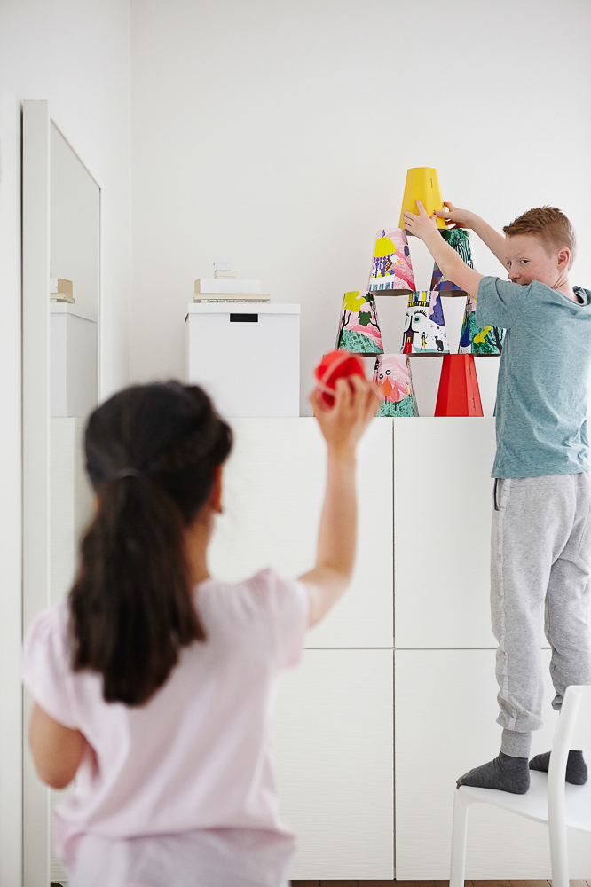 ikea-lattjo-2015-ninos-juego-lanzar-carton-reciclado-PH129511-lowres