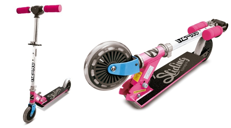 patinete-color-rosa-con-velocimetro