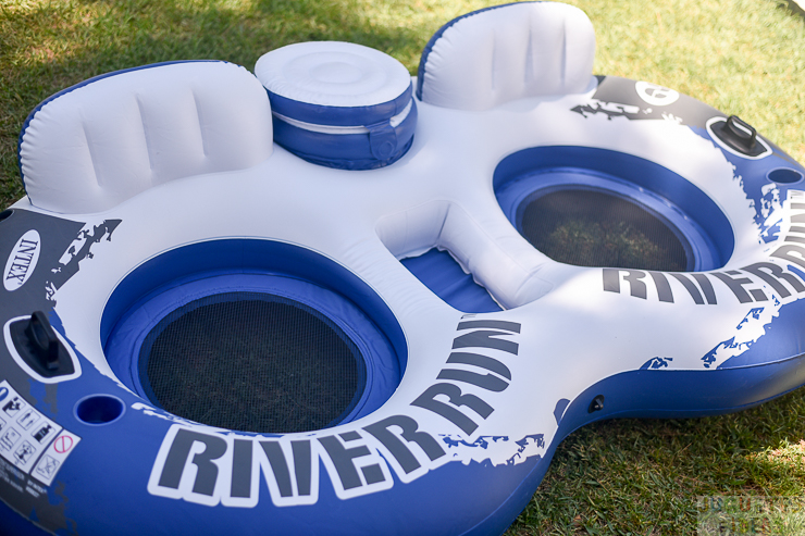 rueda-doble-con-nevera-colchoneta-hinchable-intex-river-run-7