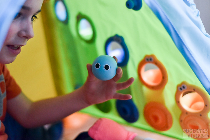 yookidoo-discovery-playhouse-la-casita-plegable-de-actividades-de-toctoys-sorteo-en-juguetes-e-ideas-7